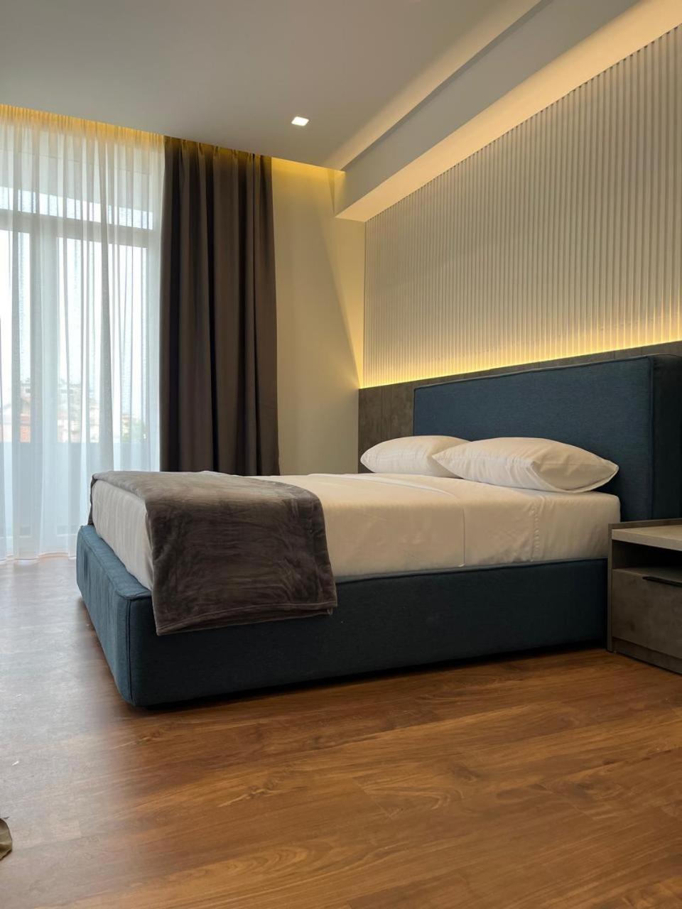 North Alb Hotel Shkodër 外观 照片