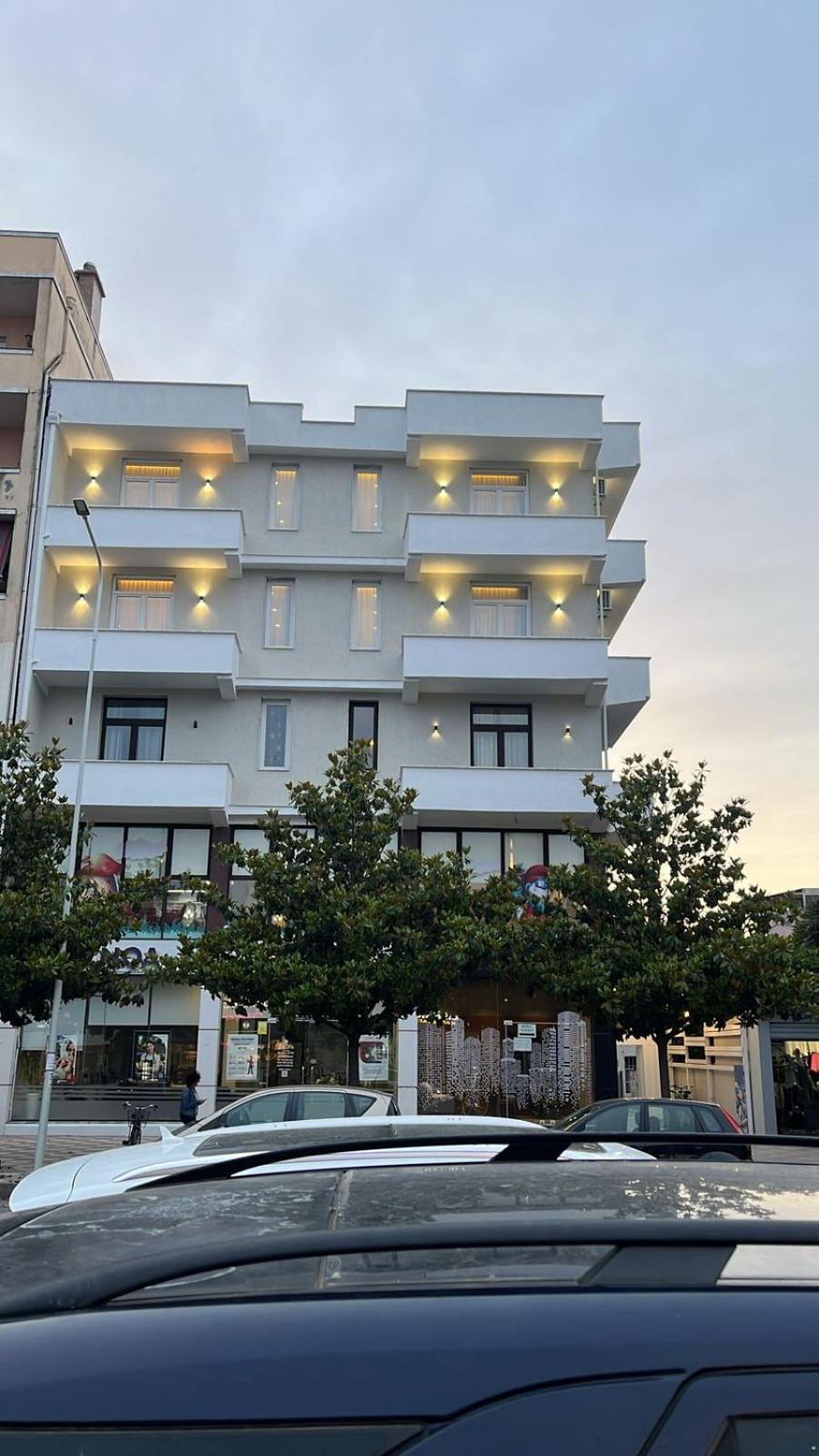 North Alb Hotel Shkodër 外观 照片